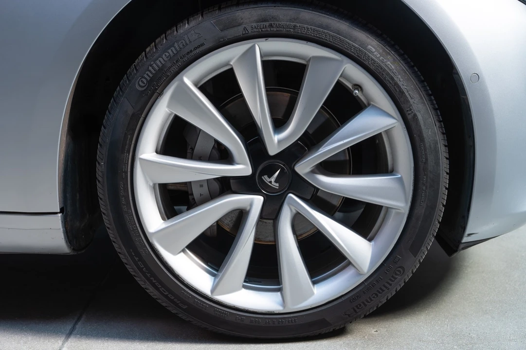 2017 Tesla Model 3 - Image 14 of 21