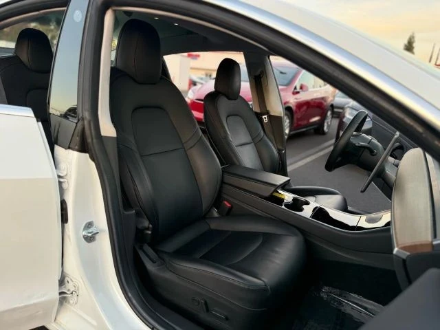2017 Tesla Model 3 - Image 11 of 12