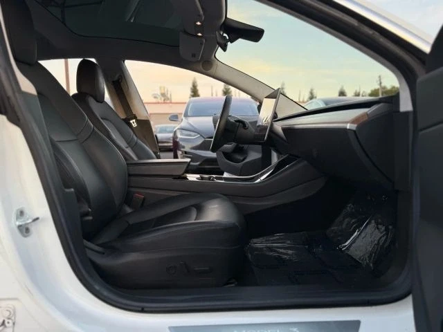 2017 Tesla Model 3 - Image 13 of 21