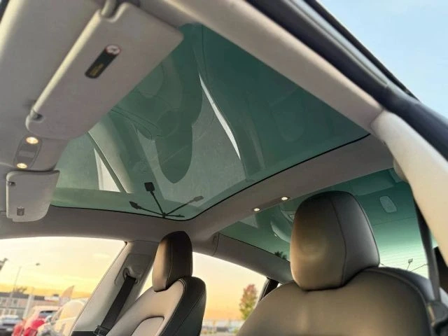 2017 Tesla Model 3 - Image 17 of 21