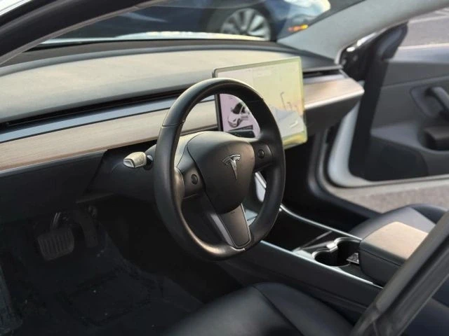 2017 Tesla Model 3 - Image 16 of 21