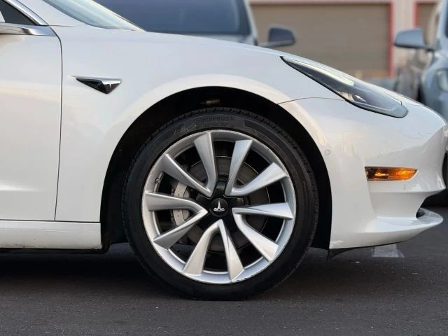 2017 Tesla Model 3 - Image 7 of 12