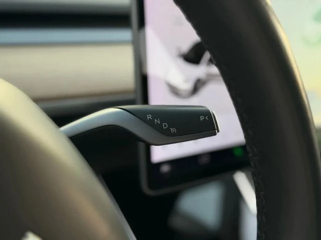 2017 Tesla Model 3 - Image 19 of 21