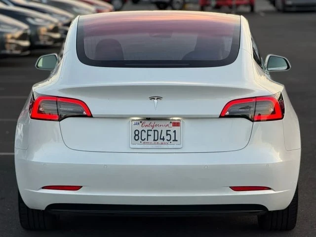 2017 Tesla Model 3 - Image 8 of 12