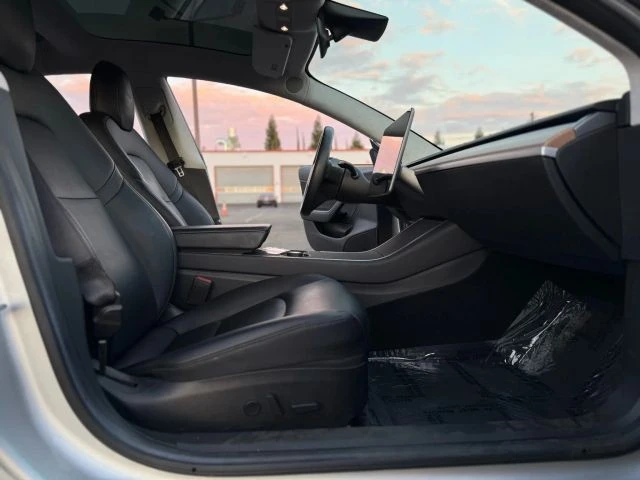 2017 Tesla Model 3 - Image 13 of 21