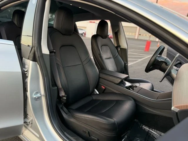 2017 Tesla Model 3 - Image 11 of 12