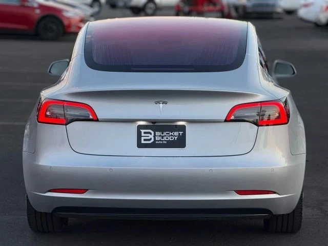 2017 Tesla Model 3 - Image 8 of 12