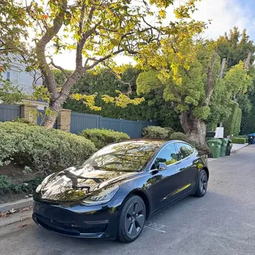 2017 Tesla Model 3 Long Range Sedan 4D