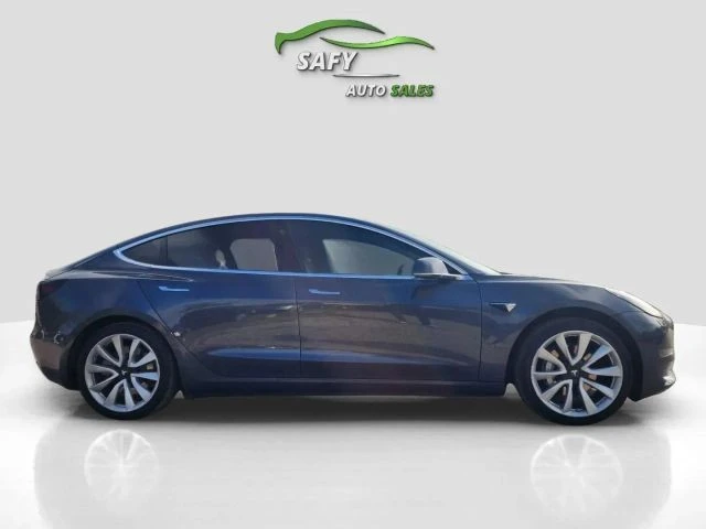 2017 Tesla Model 3 - Image 8 of 21