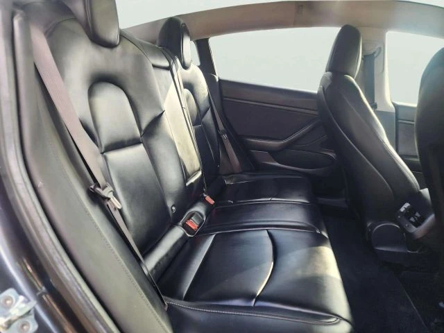 2017 Tesla Model 3 - Image 19 of 21