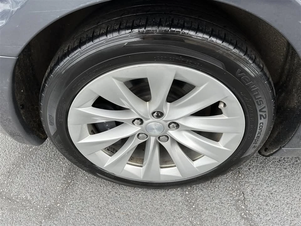 2017 Tesla Model S - Image 9 of 20