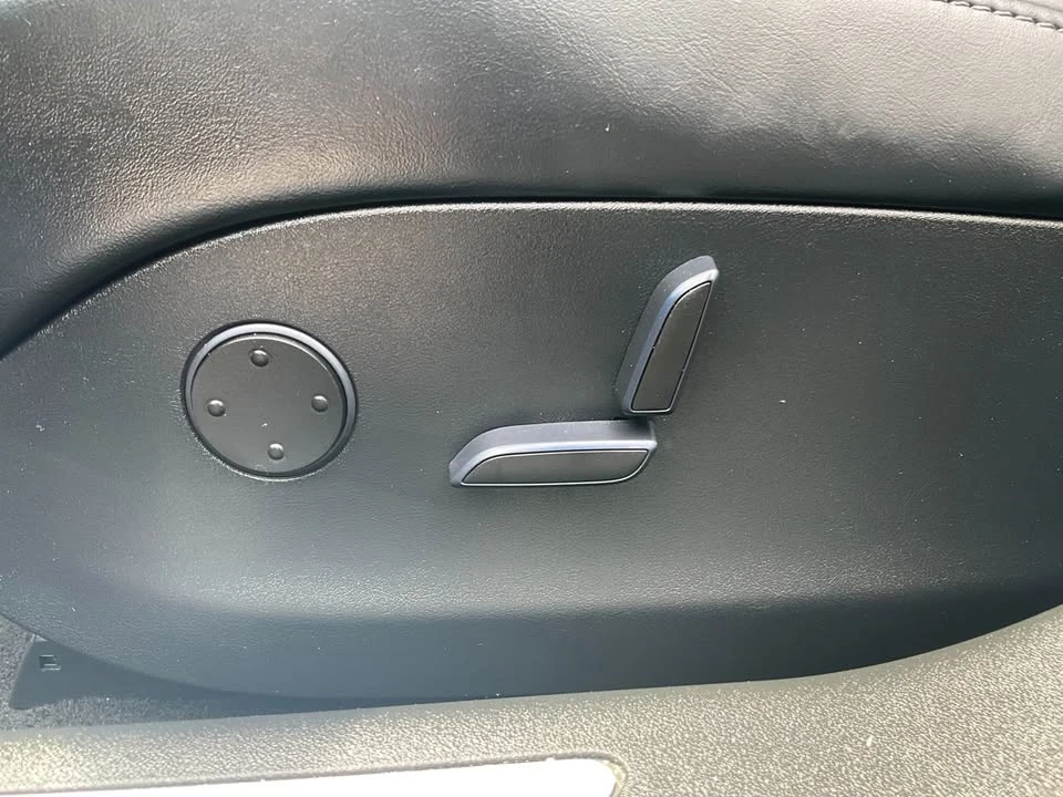 2017 Tesla Model S - Image 15 of 20