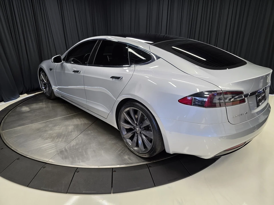 2017 Tesla Model S - Image 10 of 12