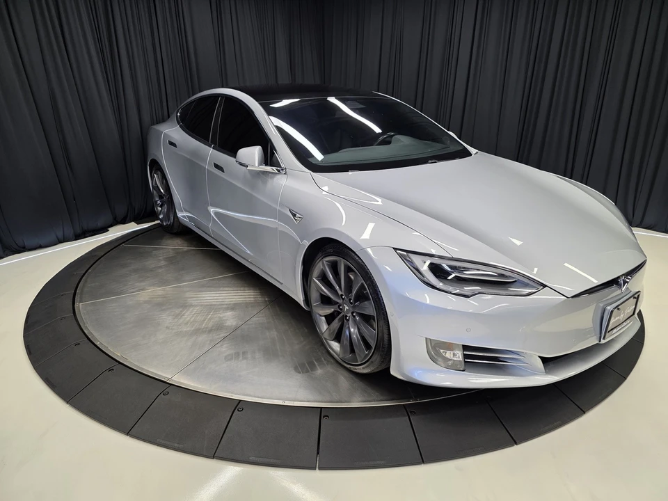 2017 Tesla Model S - Image 6 of 12
