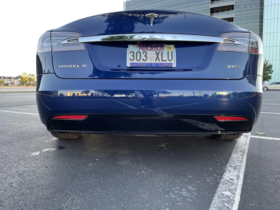 2017 Tesla Model S - Image 9 of 31