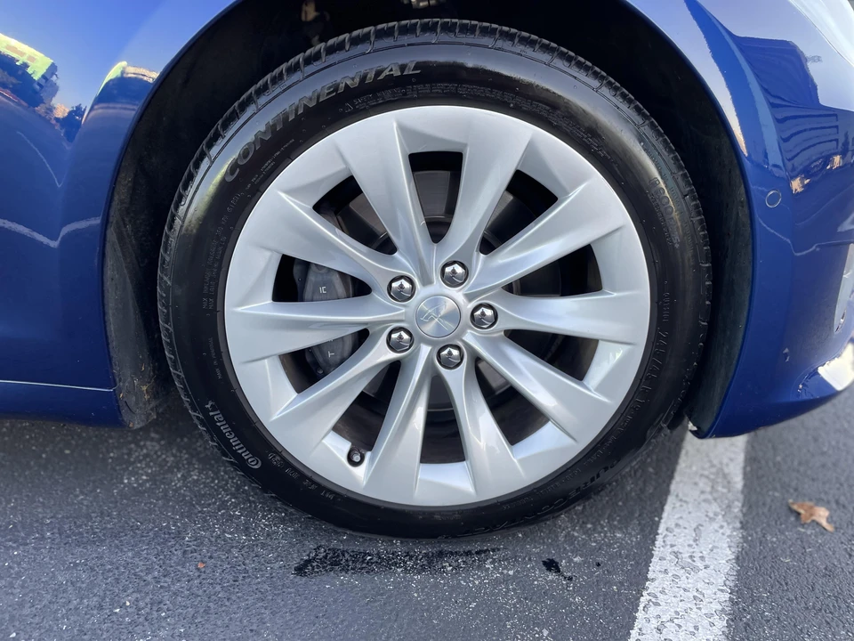 2017 Tesla Model S - Image 30 of 31