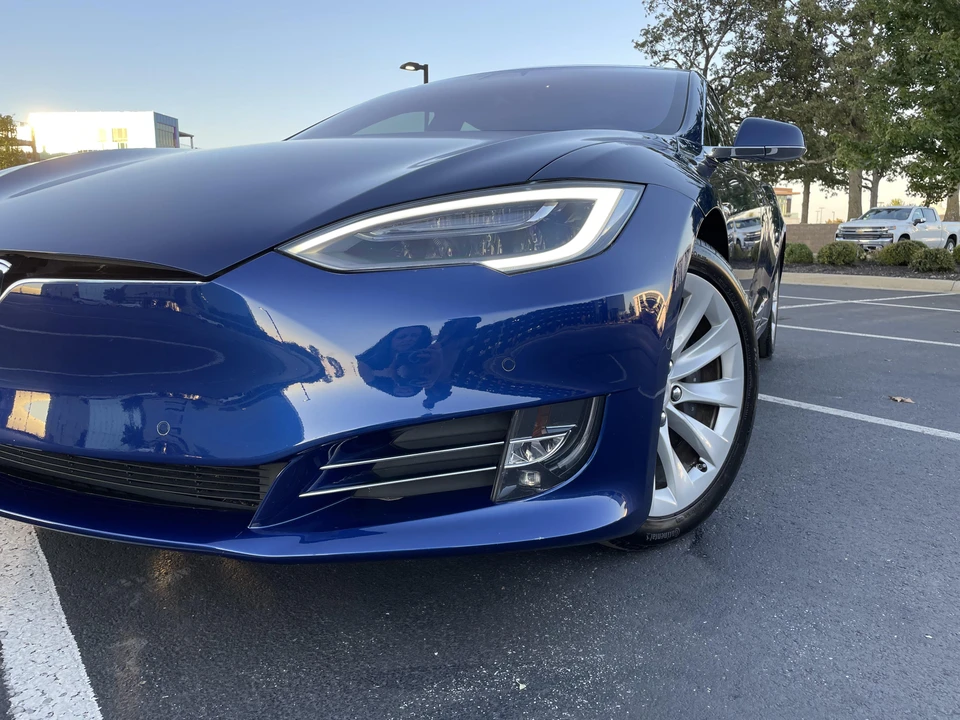 2017 Tesla Model S - Image 15 of 31