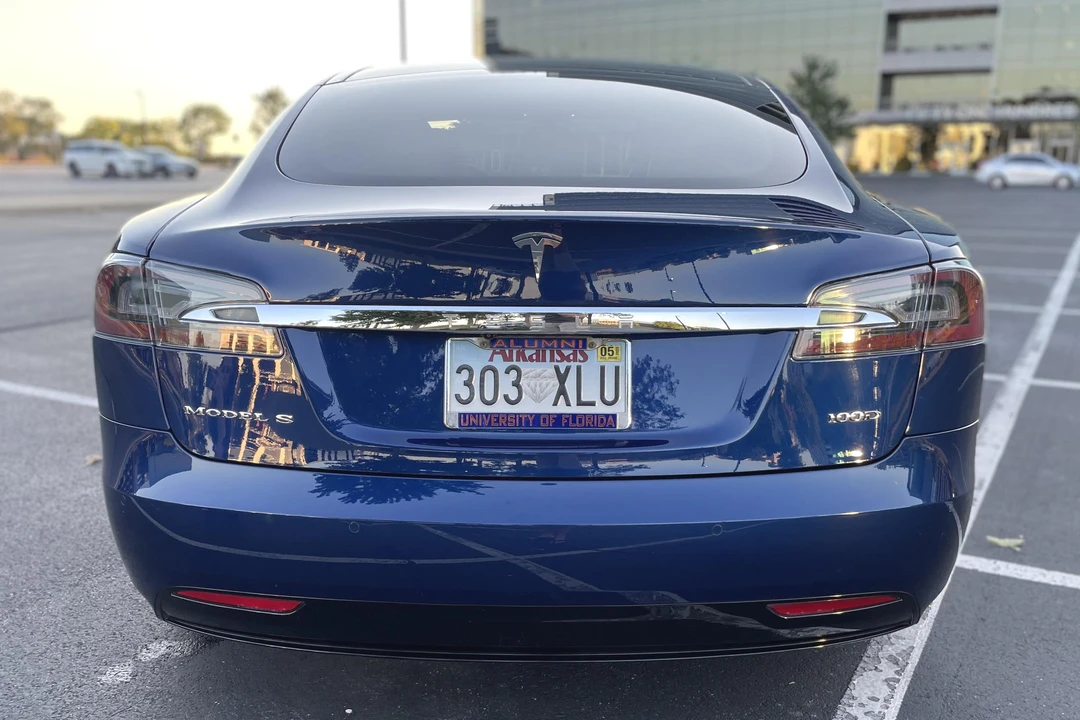 2017 Tesla Model S - Image 5 of 31