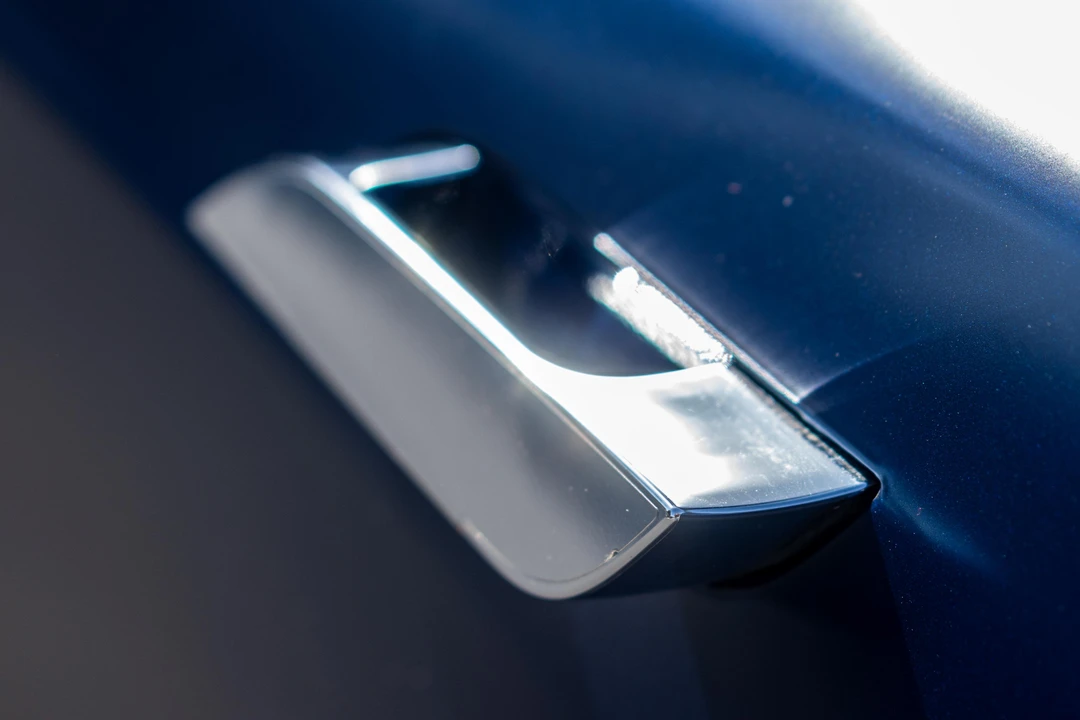 2017 Tesla Model S - Image 26 of 31