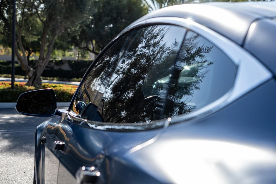 2017 Tesla Model S - Image 29 of 31
