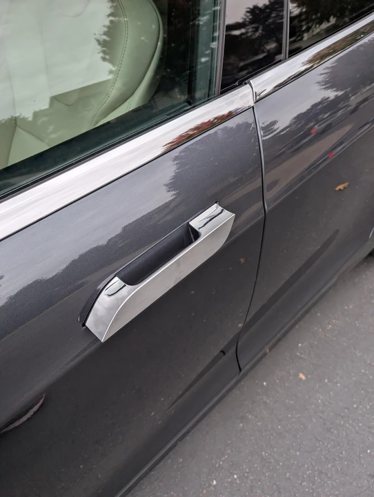 2017 Tesla Model S - Image 25 of 31