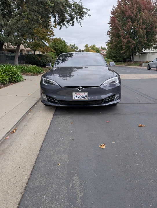 2017 Tesla Model S - Image 15 of 31