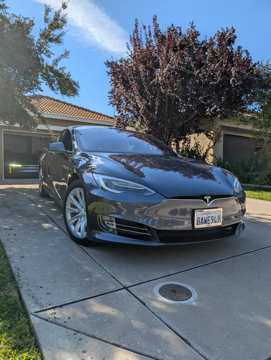 2017 Tesla Model S - Image 14 of 31
