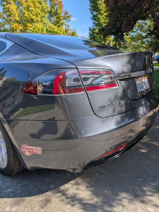 2017 Tesla Model S - Image 30 of 31