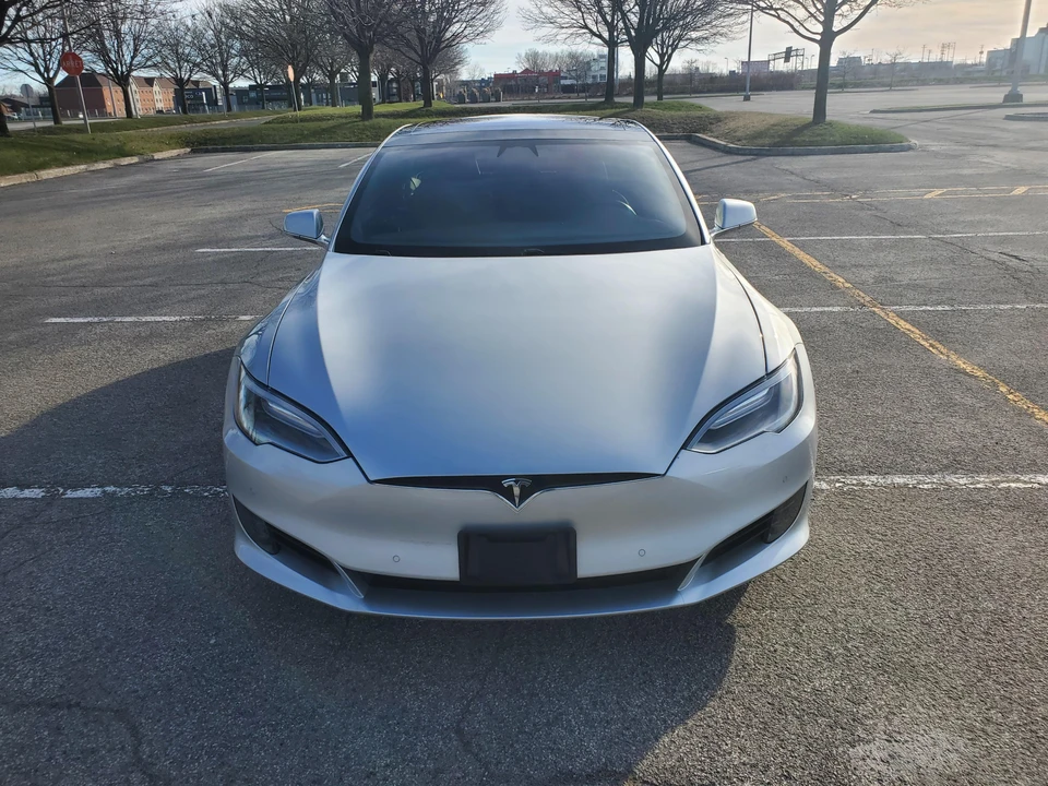 2017 Tesla Model S - Image 9 of 31