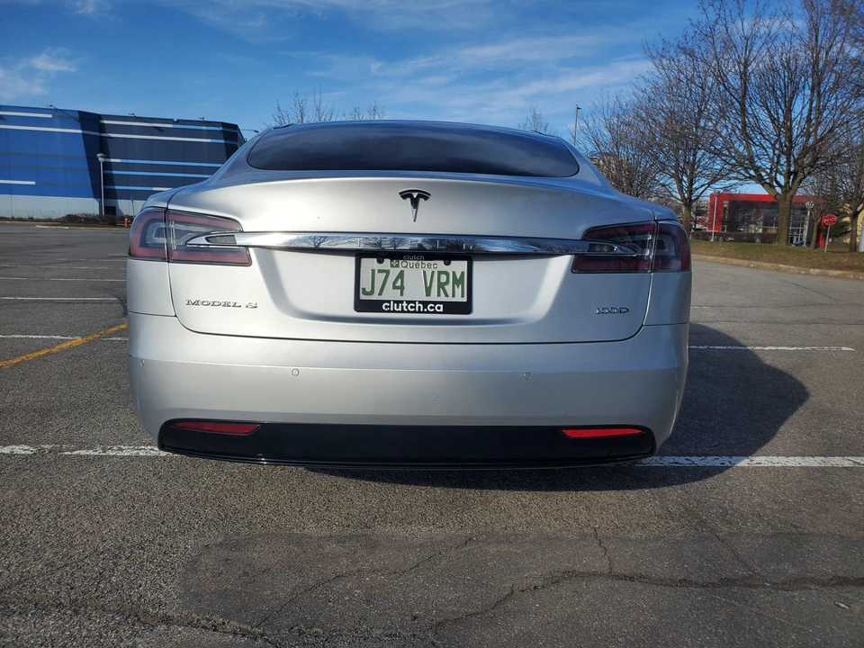 2017 Tesla Model S - Image 19 of 31