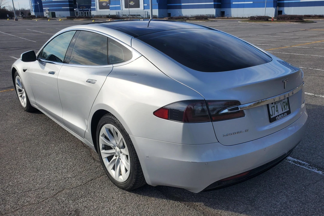 2017 Tesla Model S - Image 4 of 31