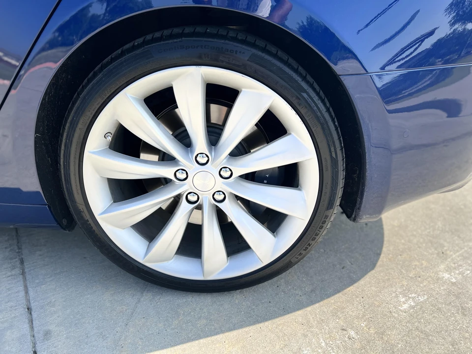 2017 Tesla Model S - Image 24 of 31