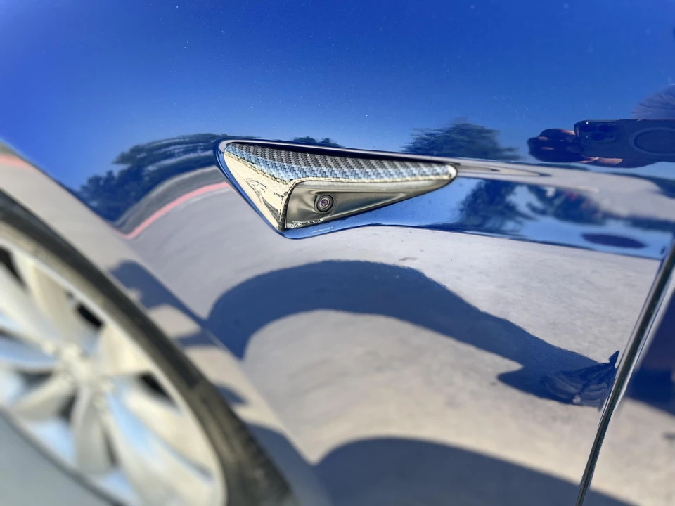 2017 Tesla Model S - Image 11 of 31