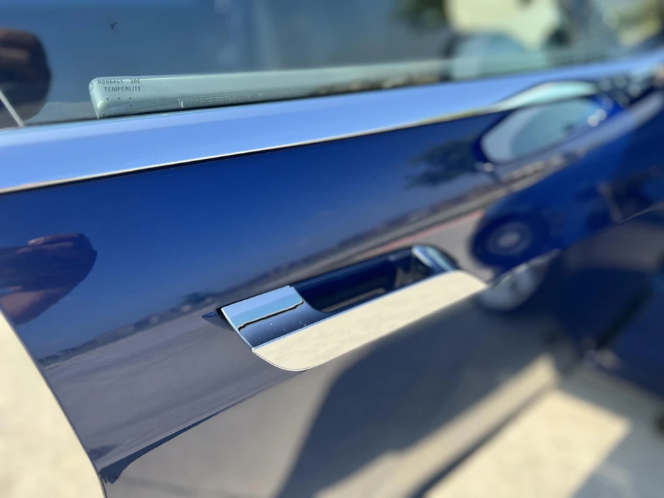 2017 Tesla Model S - Image 18 of 31