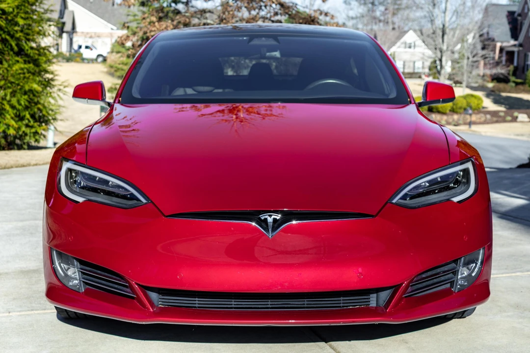 2017 Tesla Model S - Image 2 of 31