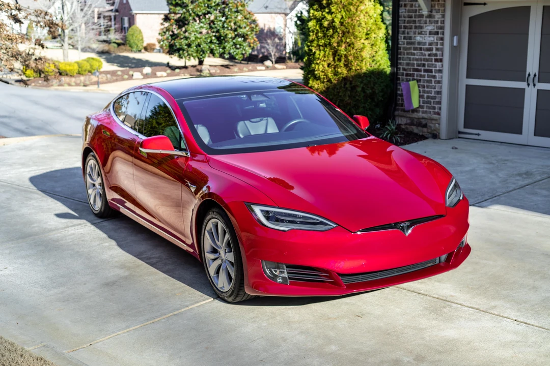 2017 Tesla Model S - Image 12 of 31
