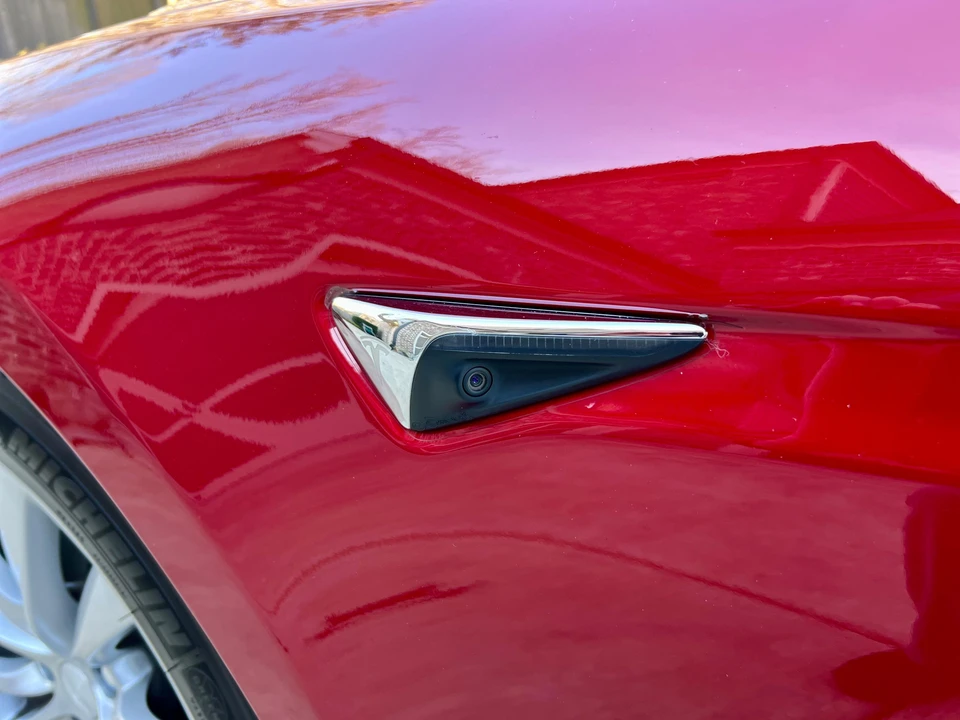 2017 Tesla Model S - Image 23 of 31