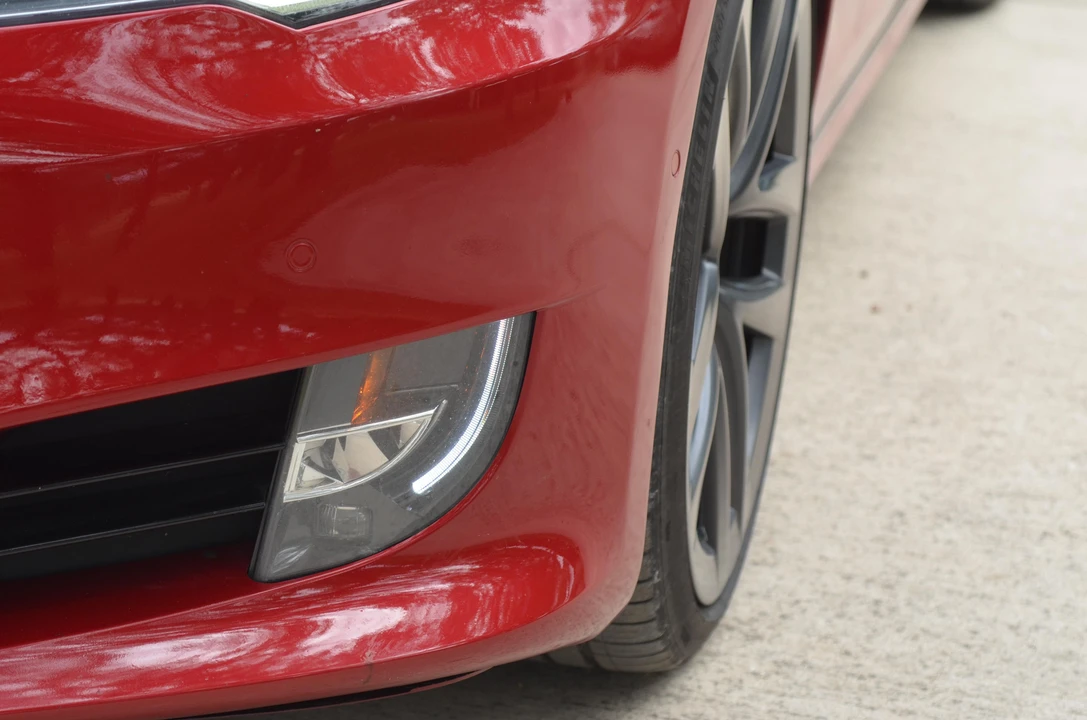 2017 Tesla Model S - Image 19 of 21
