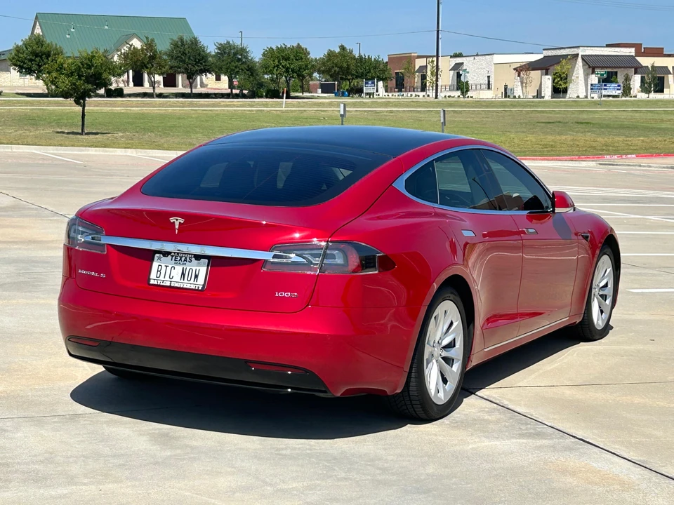 2017 Tesla Model S - Image 20 of 31
