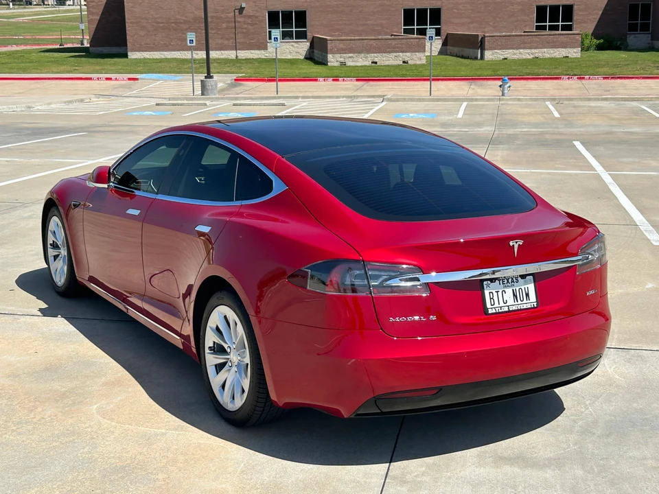 2017 Tesla Model S - Image 18 of 31