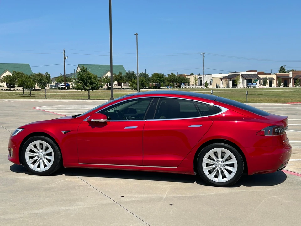2017 Tesla Model S - Image 14 of 31