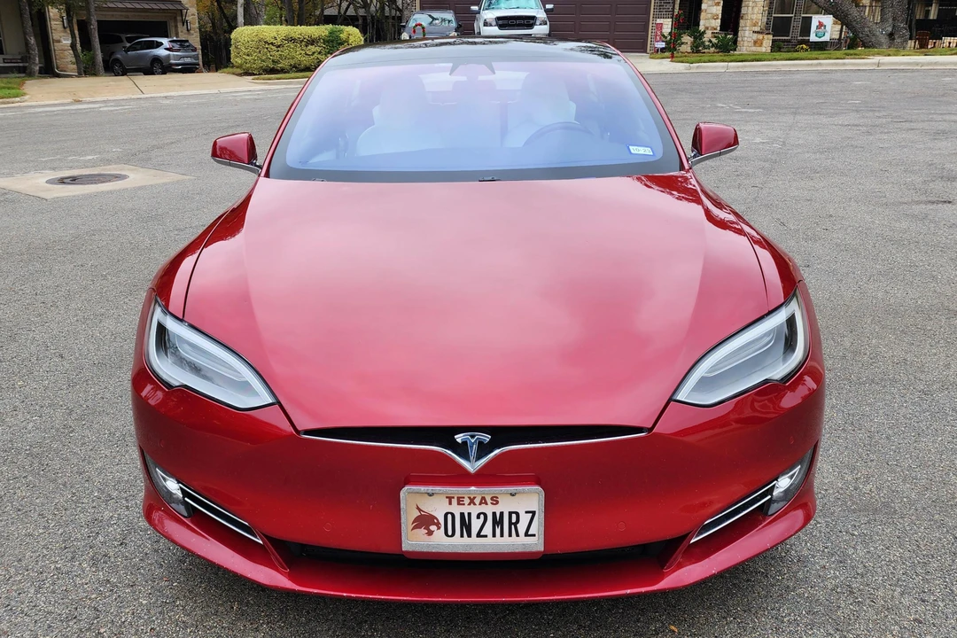 2017 Tesla Model S - Image 2 of 31