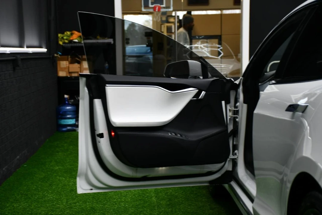 2017 Tesla Model S - Image 15 of 21