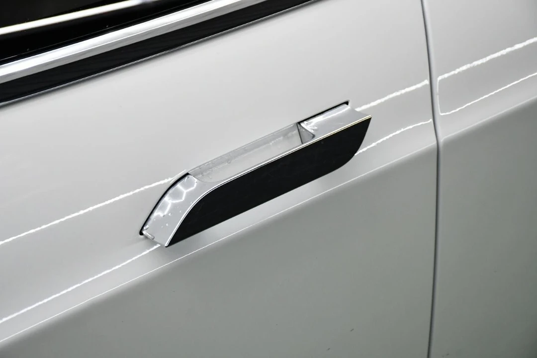 2017 Tesla Model S - Image 10 of 21