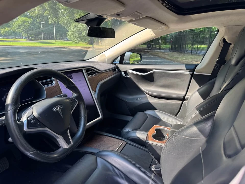 2017 Tesla Model S - Image 11 of 18