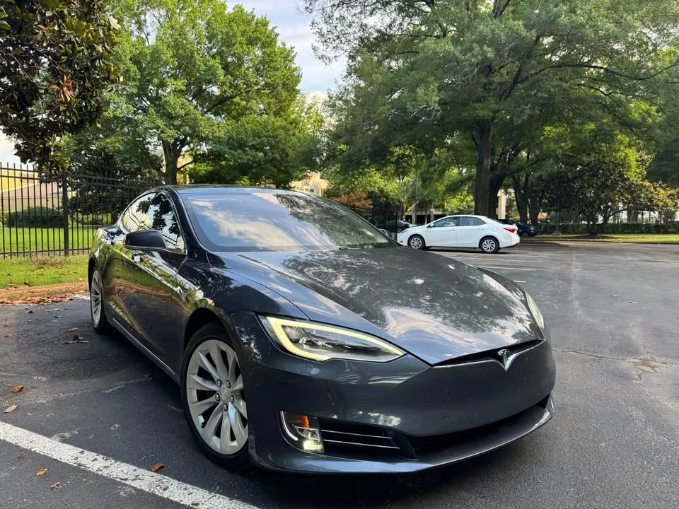 2017 Tesla Model S - Image 2 of 18
