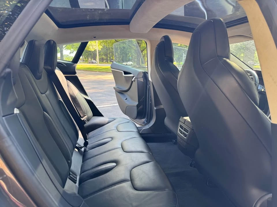 2017 Tesla Model S - Image 16 of 18