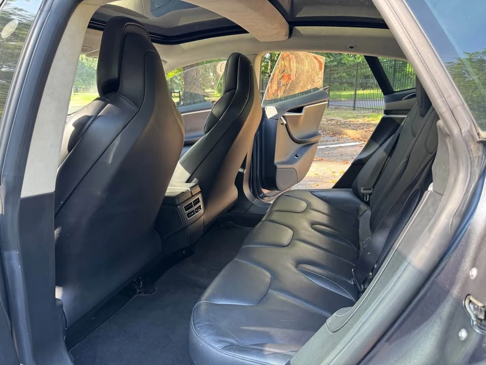 2017 Tesla Model S - Image 15 of 18