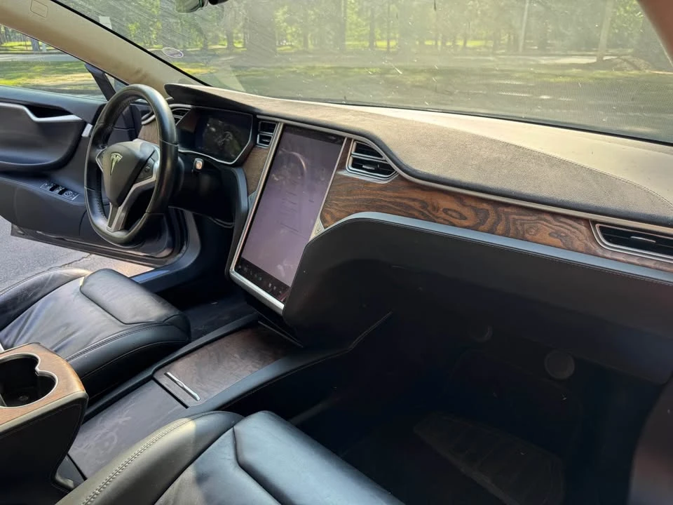 2017 Tesla Model S - Image 14 of 18