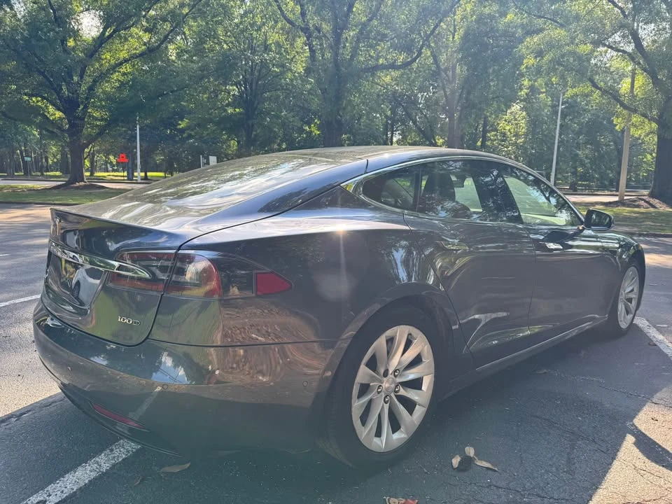 2017 Tesla Model S - Image 8 of 18